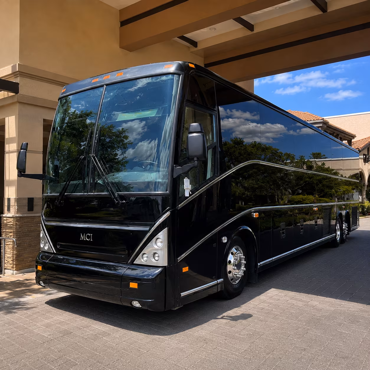 charter buses for pinellas county school groups heading to tampa and beyond