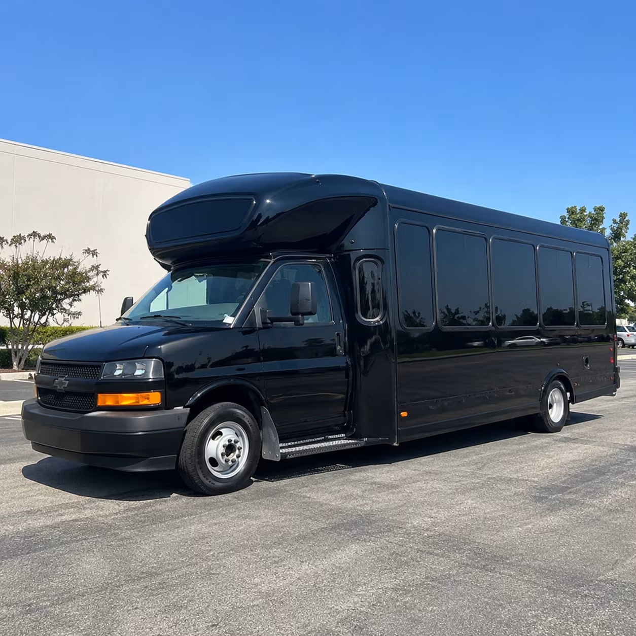 st petersburg corporate party bus rental