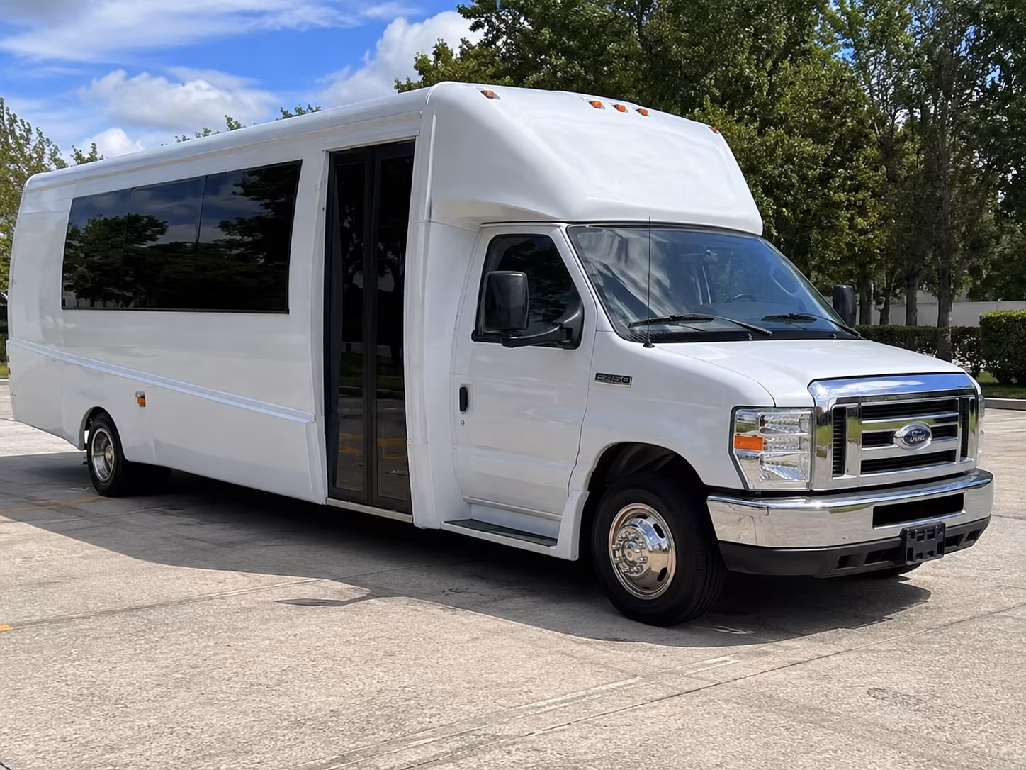 st petersburg quinceanera sweet 16 party bus rental